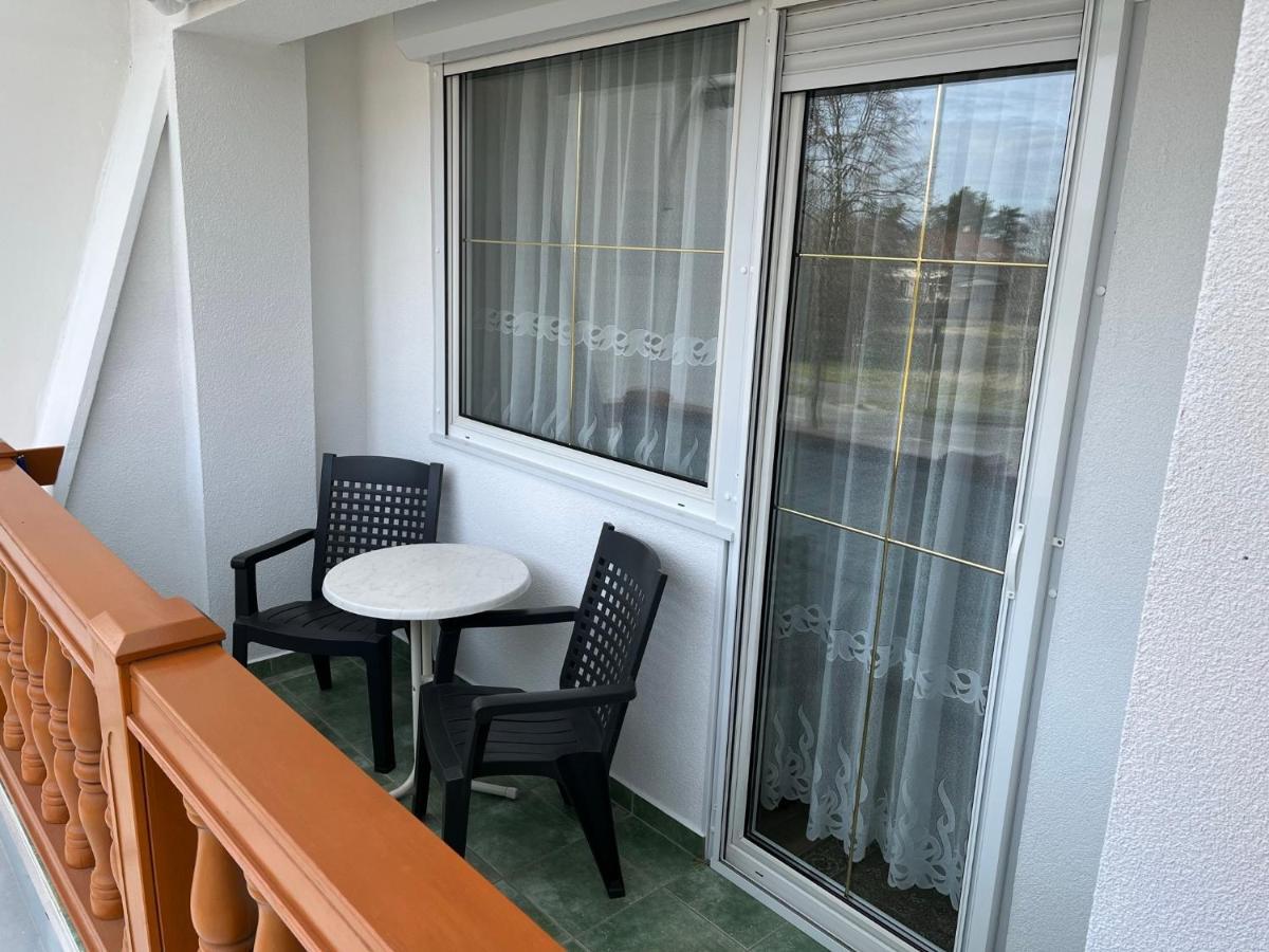 Karolin Apartman Bük Exterior foto
