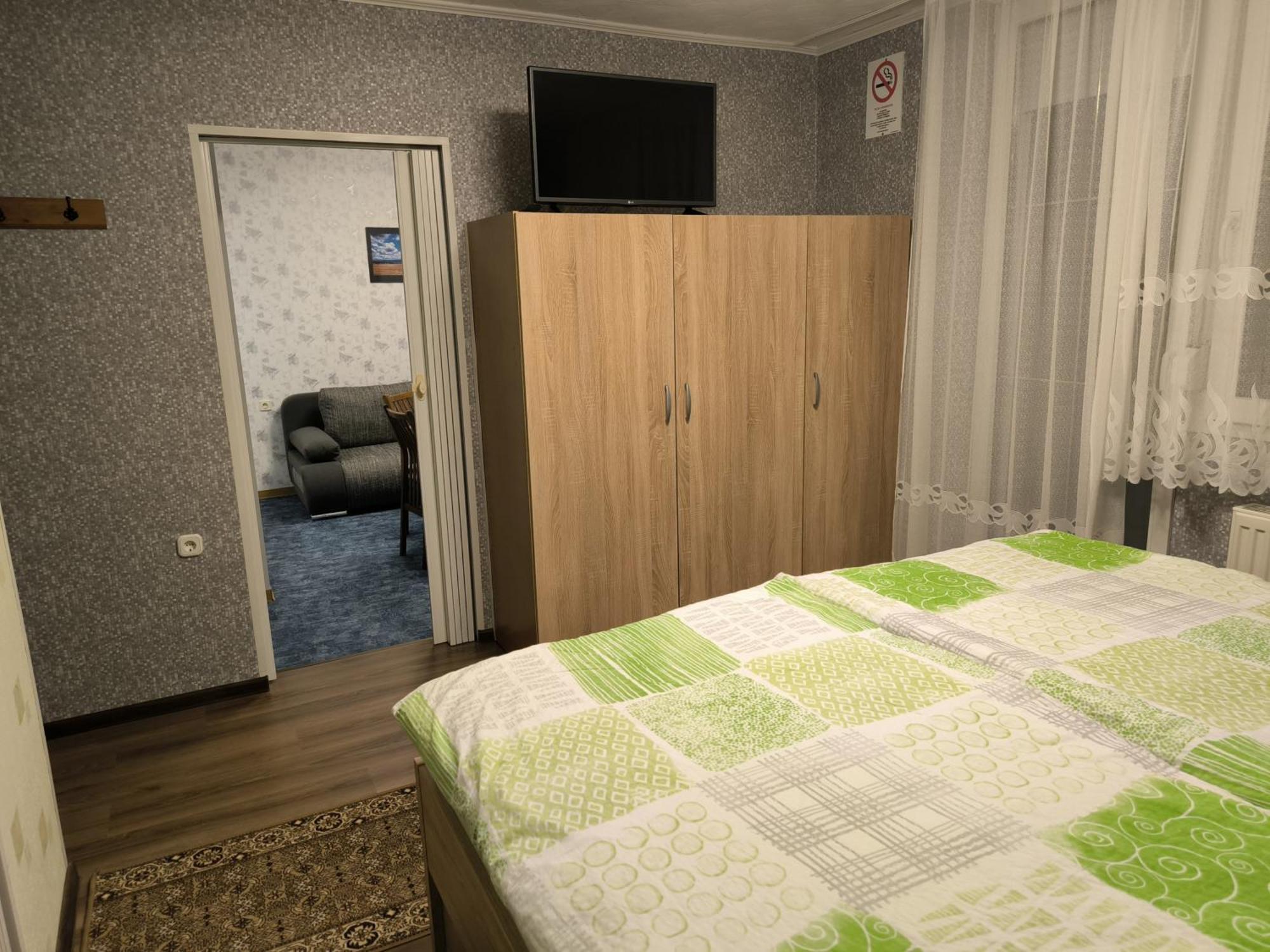 Karolin Apartman Bük Exterior foto